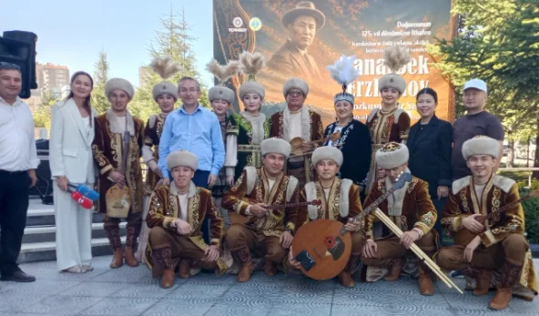 Manarbek Erzhanov'u Anma ve Konser Programı